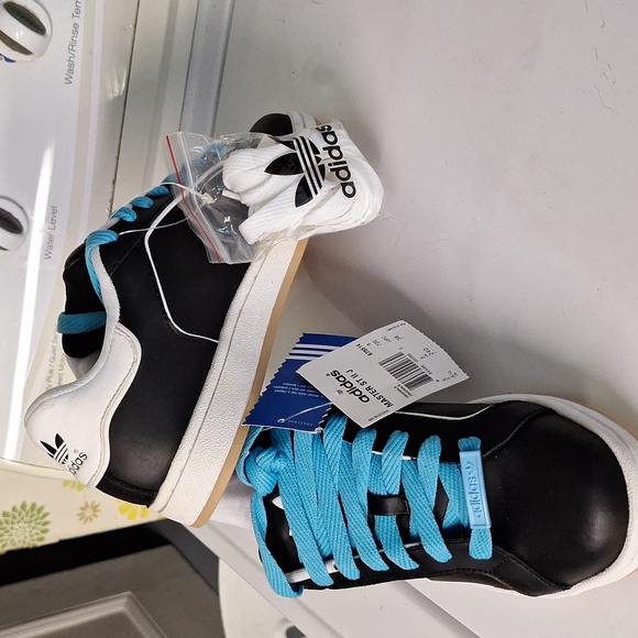 Adidas master st ll j sz 5.5 - Picture 3 of 6
